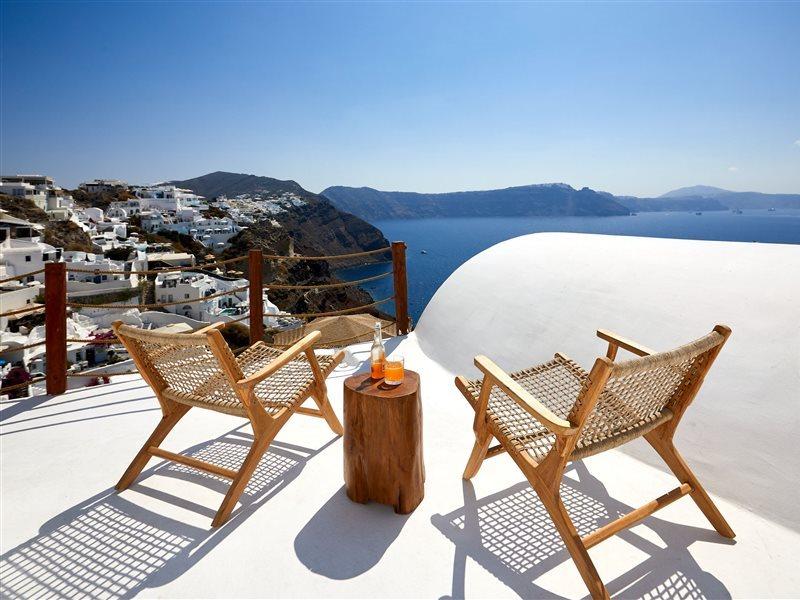 Rhenia'S Suites Oia  Exterior photo